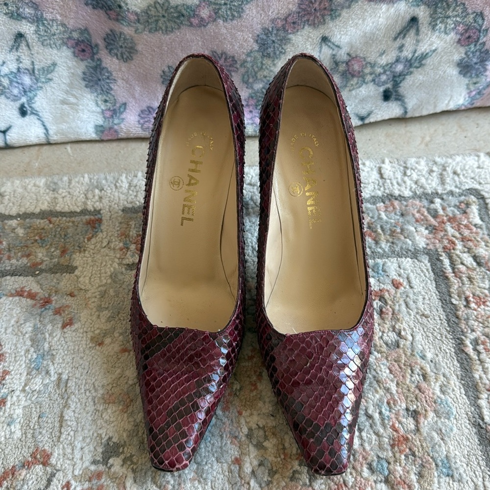 Chanel women pump size 36-6